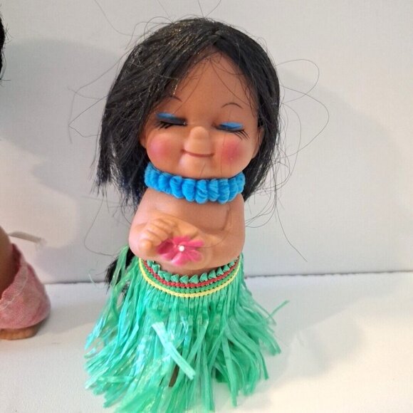 Hawaiian Rubber 5" Hula Boy Girl Dolls Hong Kong Grass Skirt Souvenir - Picture 3 of 11